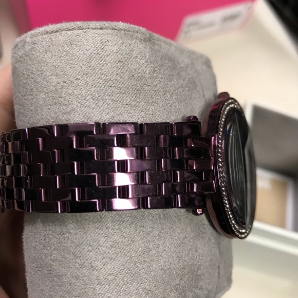 Plum Michael Kors watch - Picture 2 of 4